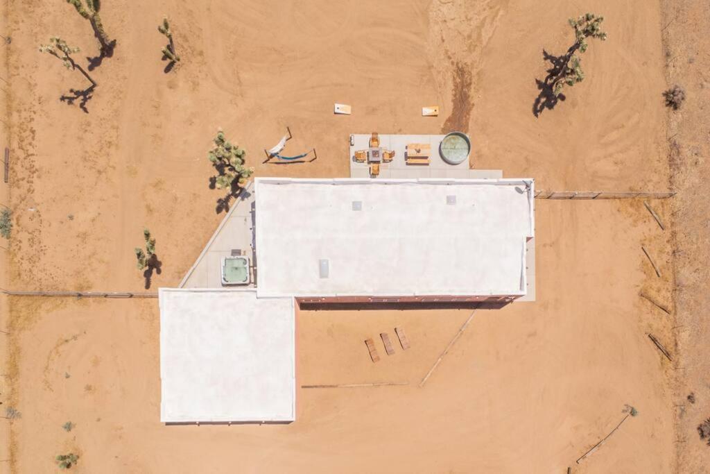 Near Pappy & Harriet'S + Rimrock Ranch W/ Hot Tub Villa Pioneertown Ngoại thất bức ảnh